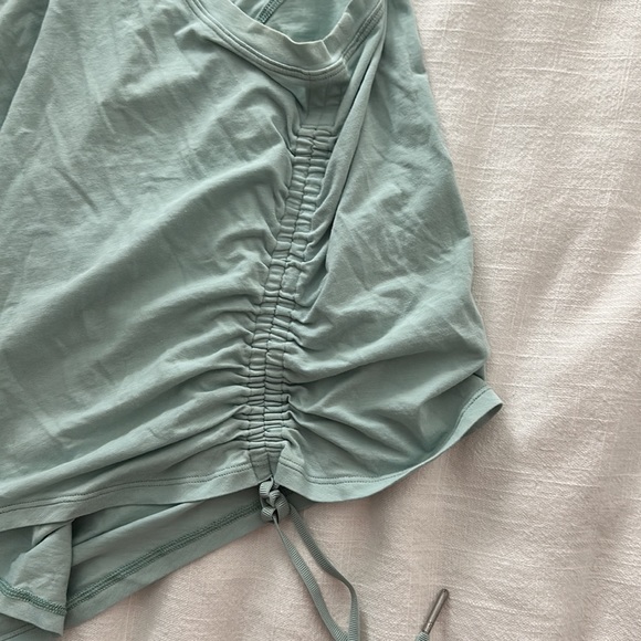 Lululemon side cinch tank - Picture 3 of 3